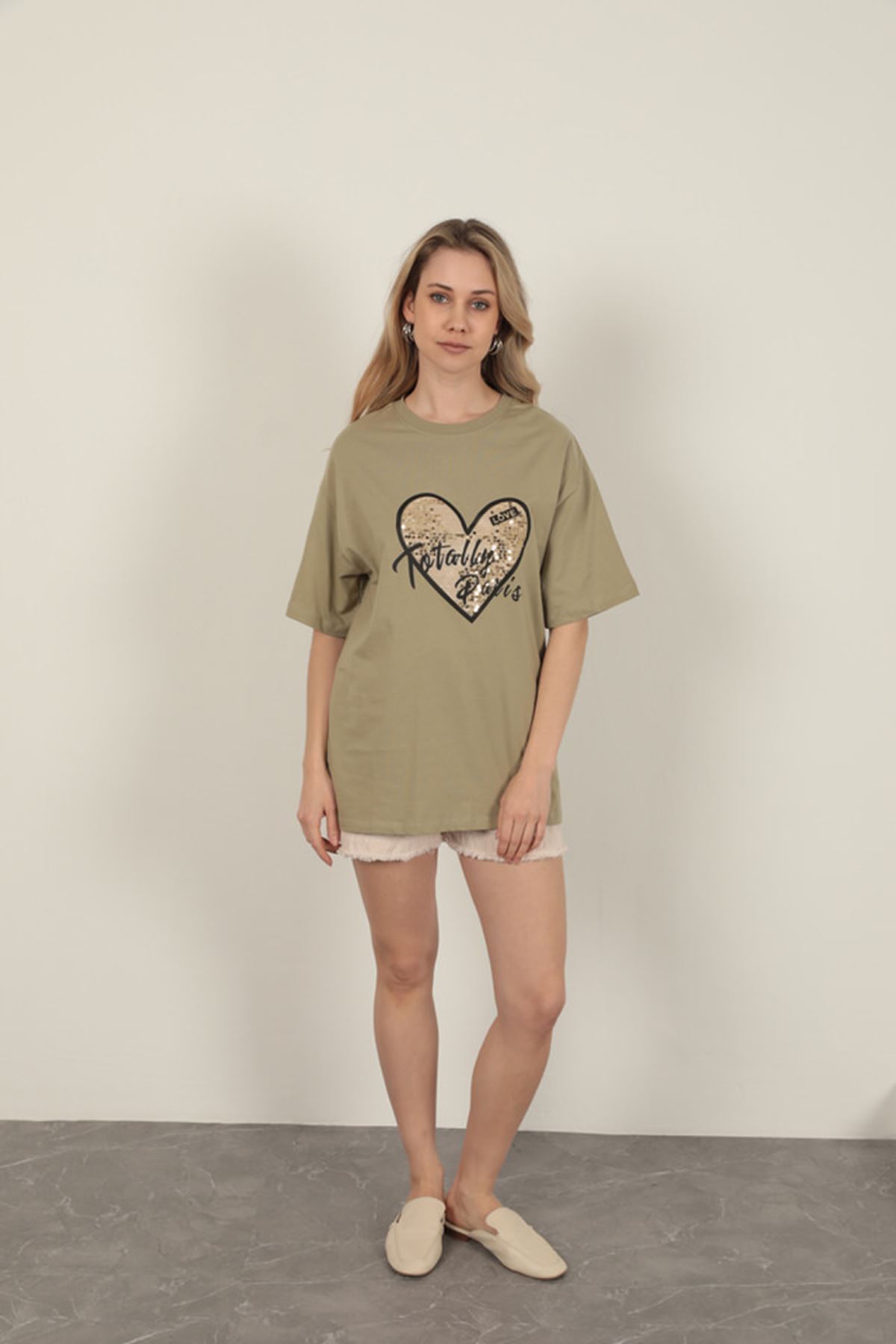 Süprem Kumaş Pul Detaylı Kadın Tişört-Haki