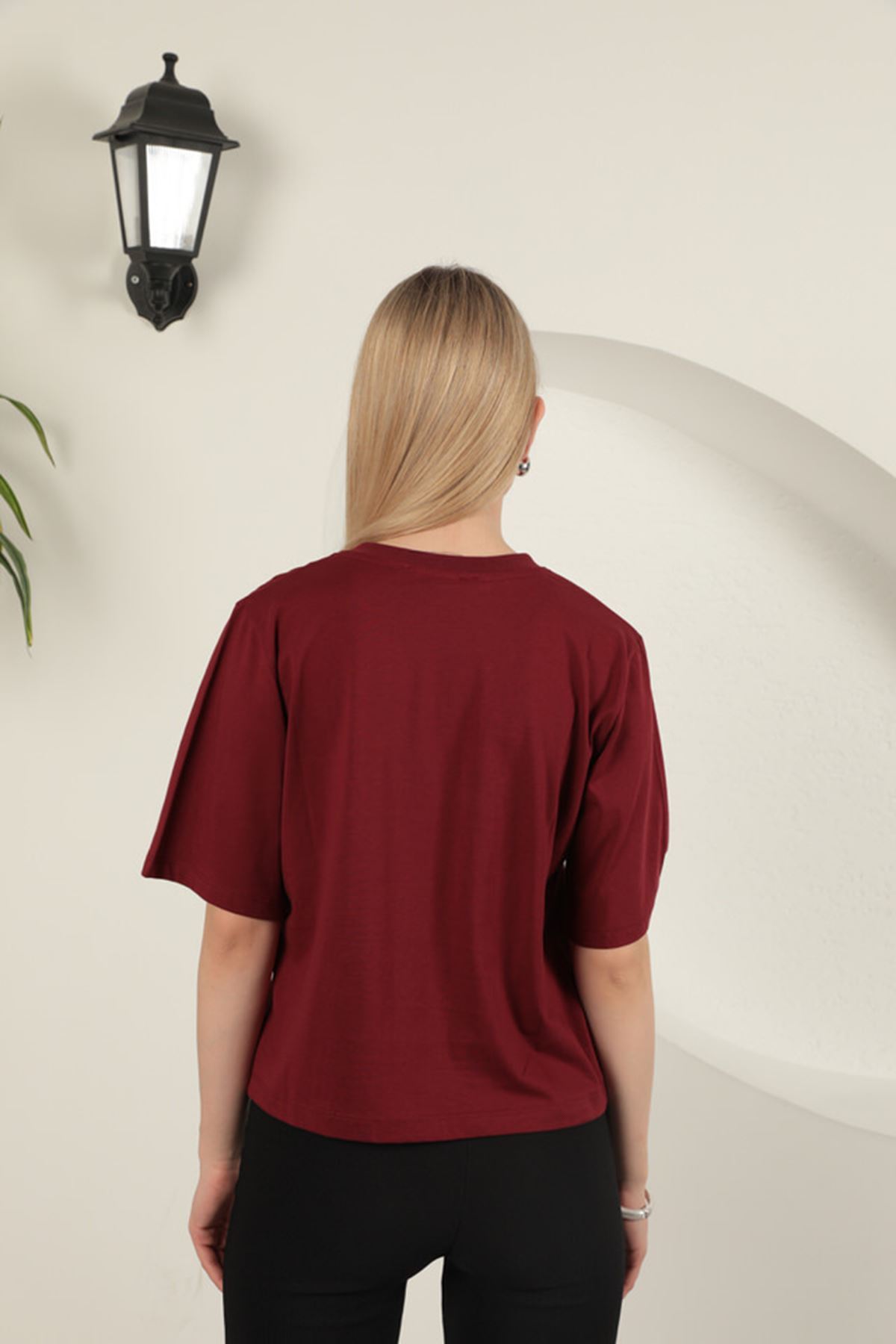 Süprem Kumaş Taş Detaylı Kadın Tişört-Bordo