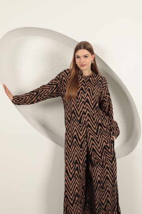 Viskon Kumaş Çizgili Kadın Takım-Camel