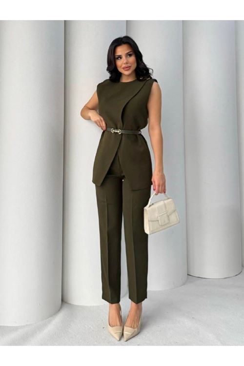 Elegant Sleeveless Women's Suit with Belt Detail