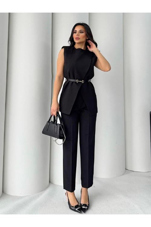 Elegant Sleeveless Women's Suit with Belt Detail