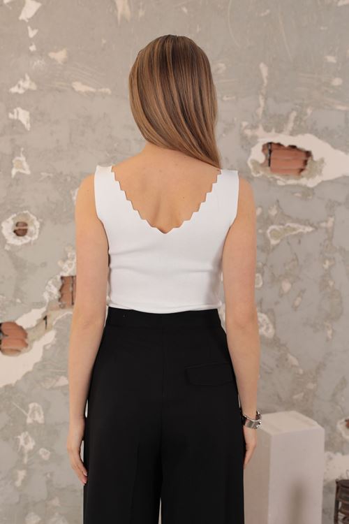 MERDİVEN YAKA TRİKO BLUZ