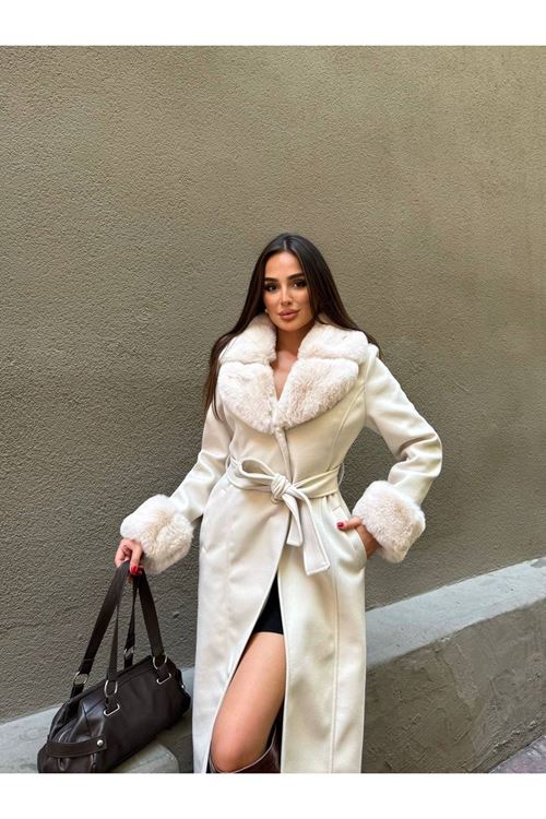 Kürk Yaka Kaşe Kaban