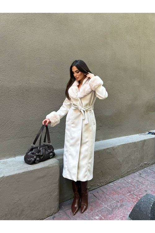 Kürk Yaka Kaşe Kaban