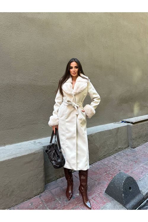 Kürk Yaka Kaşe Kaban