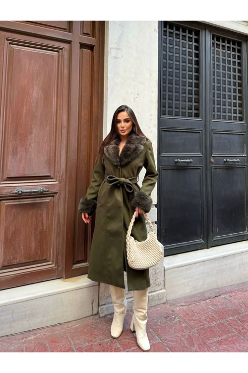 Kürk Yaka Kaşe Kaban