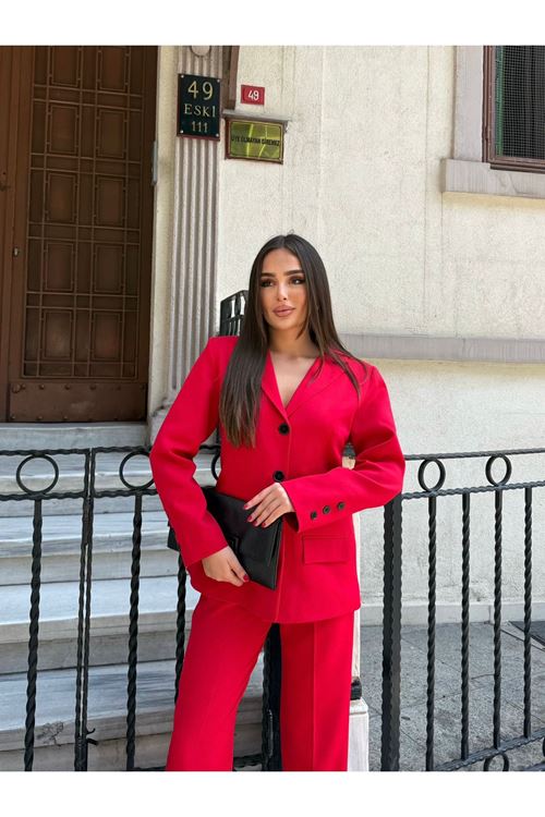 Klasik Kesim Takım Elbise