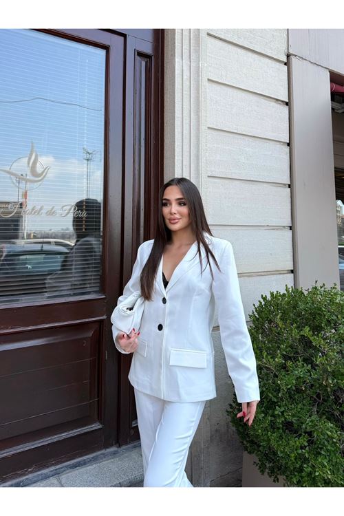 Klasik Kesim Takım Elbise