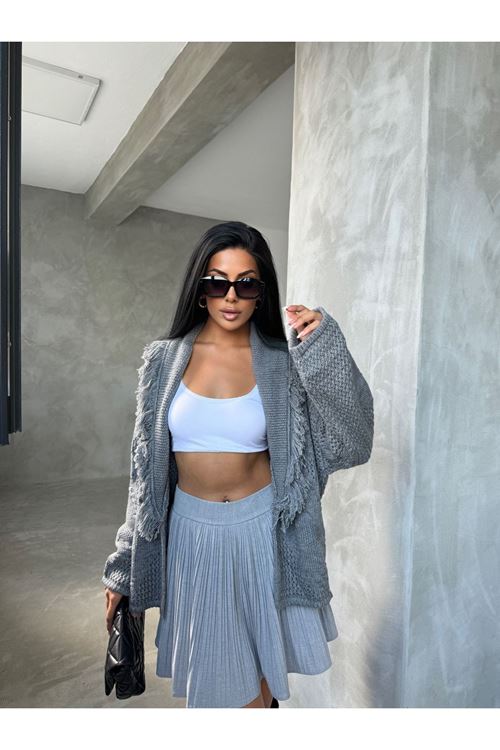 PÜSKÜL DETAYLI ŞAL YAKA SALAŞ HIRKA