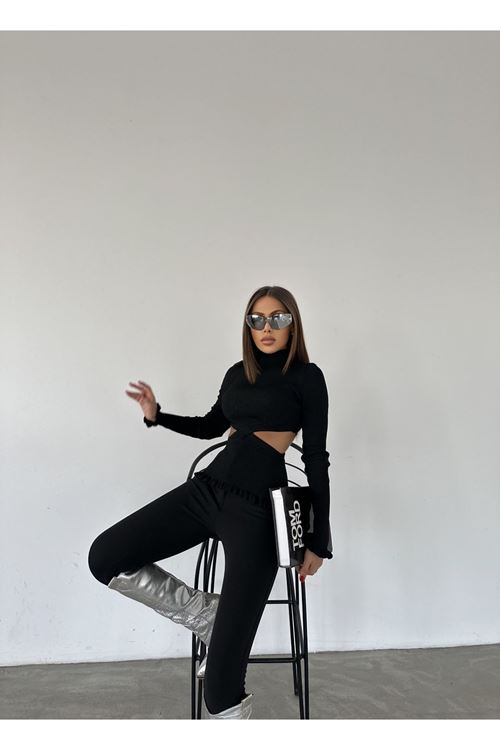 YARIM BOĞAZLI BAYAN BLUZ