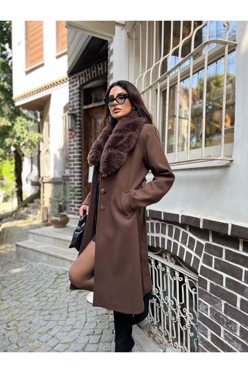 Yakası Kürk Detaylı Premium Kalite Kaban