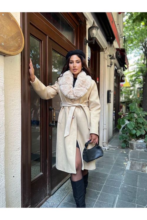 Yakası Kürk Detaylı Premium Kalite Kaban