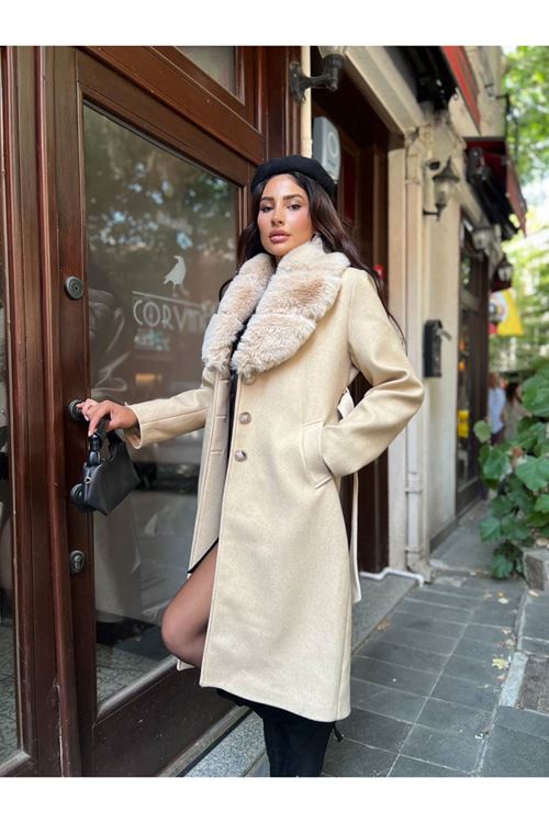 Yakası Kürk Detaylı Premium Kalite Kaban