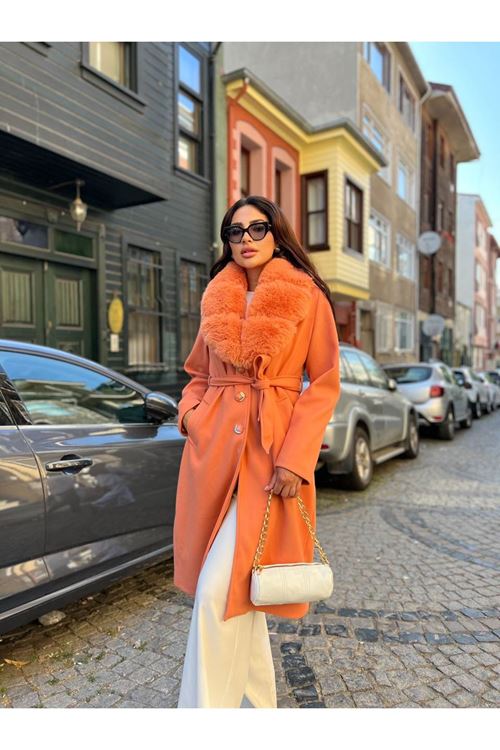 Yakası Kürk Detaylı Premium Kalite Kaban