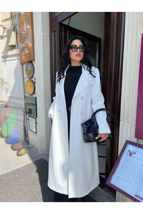 Çiçek Detaylı Kuşak Kapama Kaşe Kaban