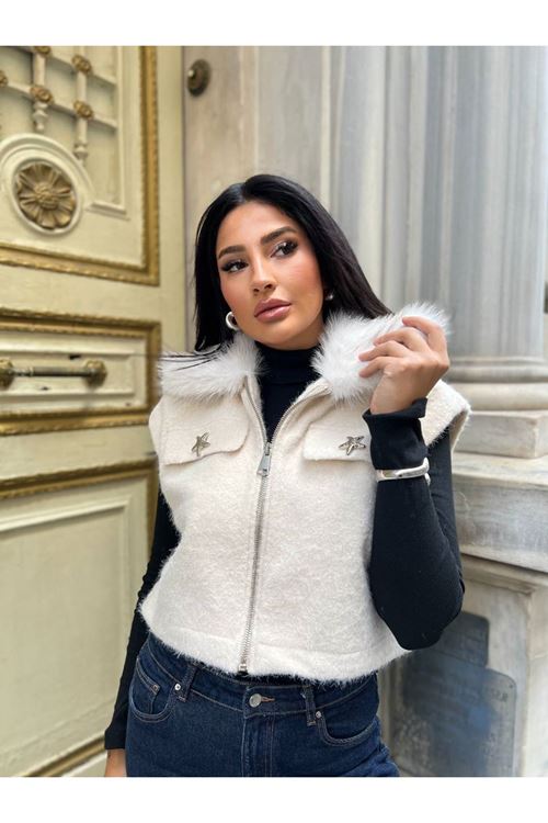 Kürk Yakalı Yelek