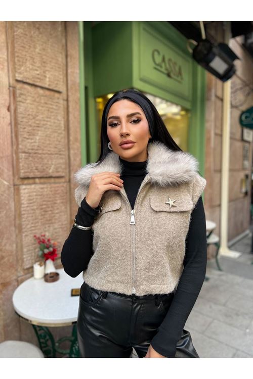 Kürk Yakalı Yelek