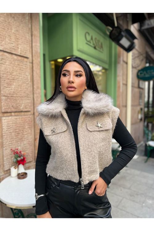 Kürk Yakalı Yelek
