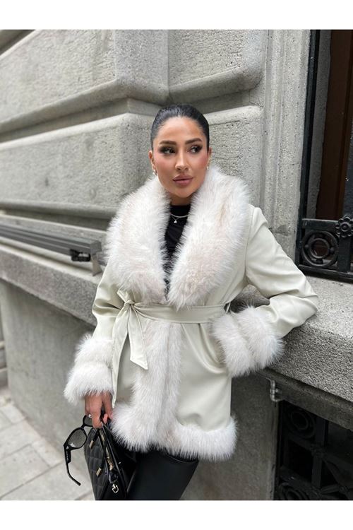 Kürk Detaylı Mont