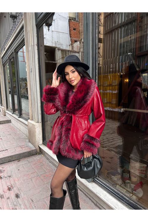 Lüks Deri Görünümlü Kürk Detaylı Kaban