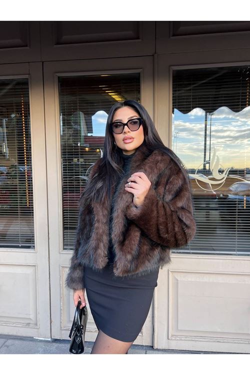 Kısa Peluş Kürk Mont