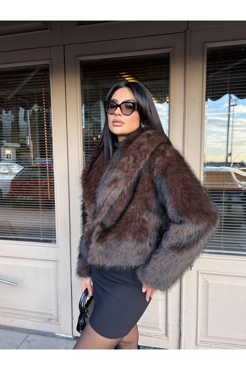 Kısa Peluş Kürk Mont