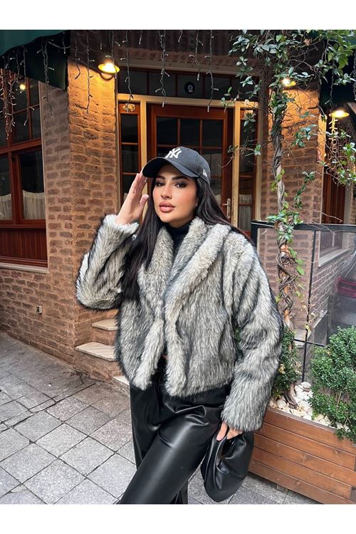 Kısa Peluş Kürk Mont