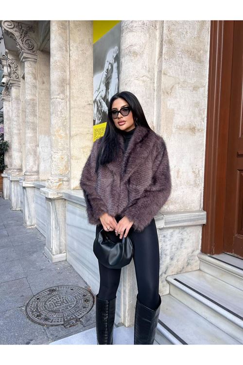 Kısa Peluş Kürk Mont