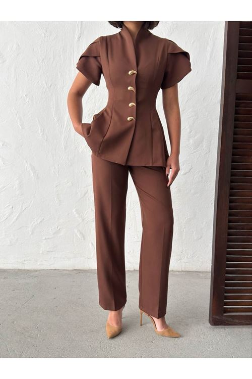 Gold Düğme Detaylı Peplum Kesim Şık Kadın Takım