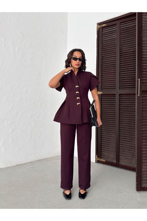 Gold Düğme Detaylı Peplum Kesim Şık Kadın Takım