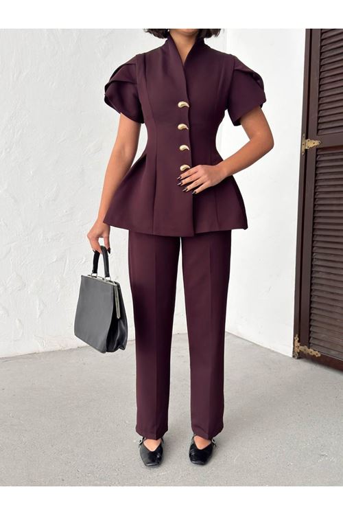 Gold Düğme Detaylı Peplum Kesim Şık Kadın Takım