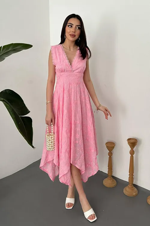 Pembe Brodeli Elbise